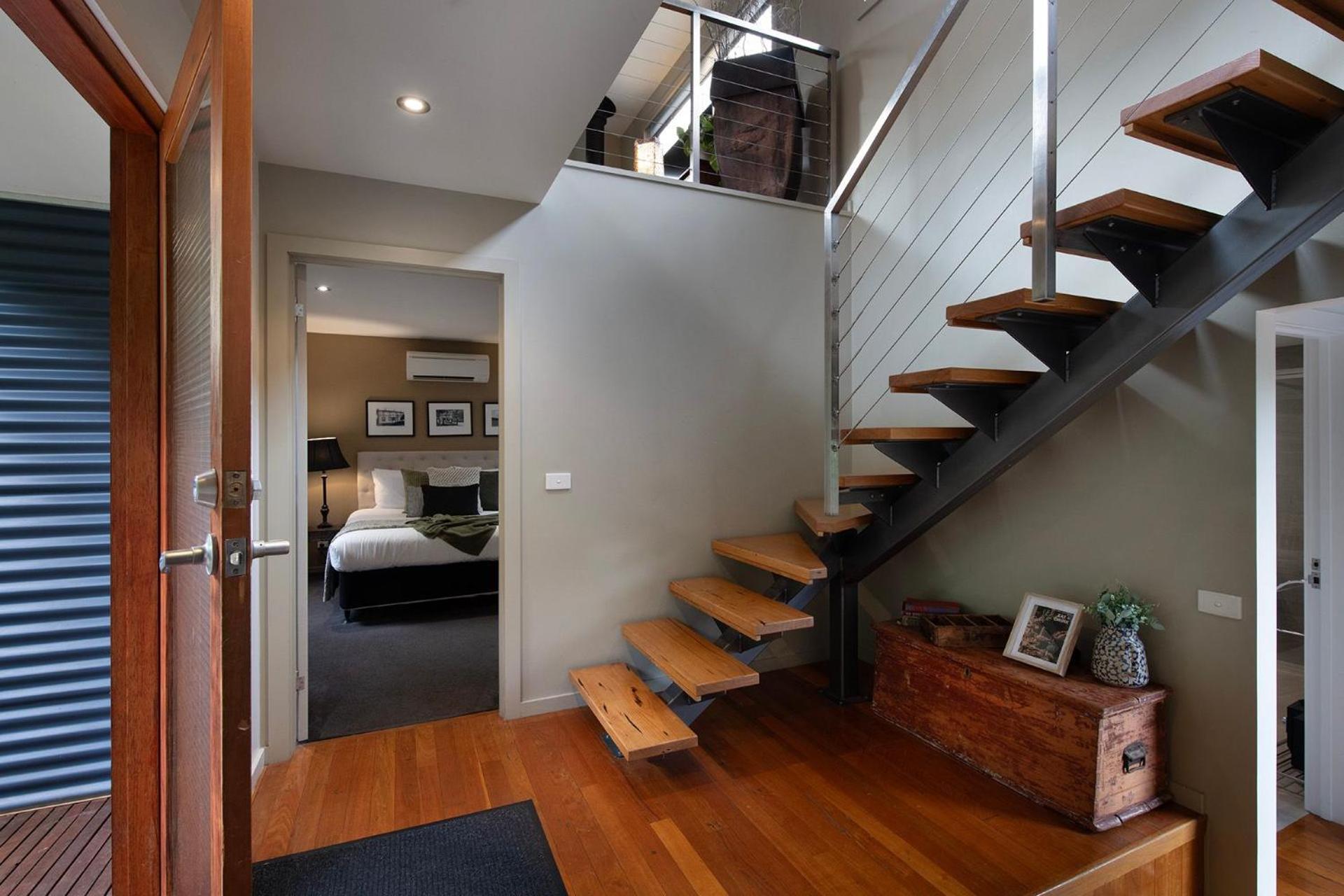 Alofi Holiday home